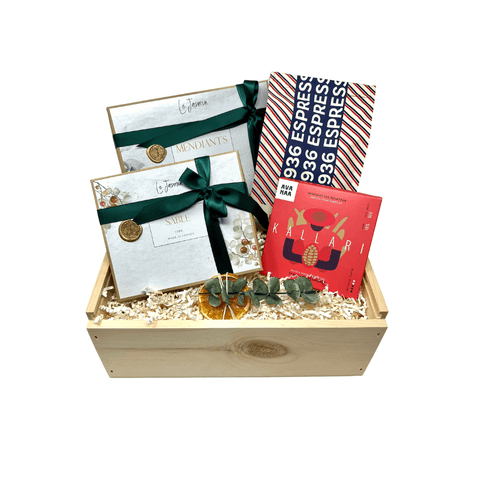 Gourmet Coffee Gift Basket with Espresso 100% Vegan Dark Chocolate Sable Cookies and Mendiants