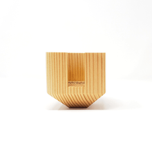 Container for cotton pads, wood, empty, front view